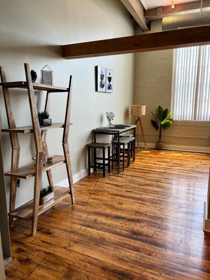 Stylish & Cozy Abode In The Heart Of Cincy With Loft Cincinnati
